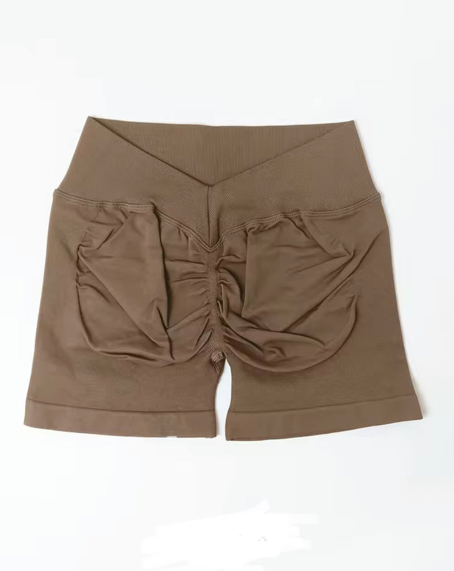 Sculpting V-Back Shorts